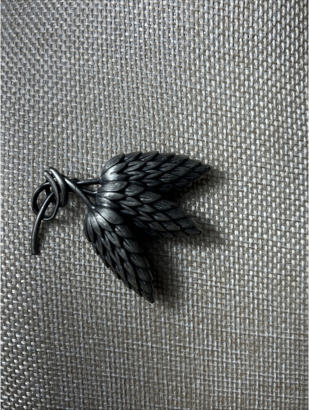 Vintage Silver Tone Pine Cone Brooch Pin 3D Detailed Lightweight Nature Jewelry